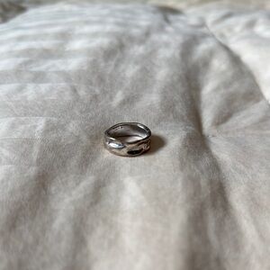 Elegant Silver Band Ring sz 8.5